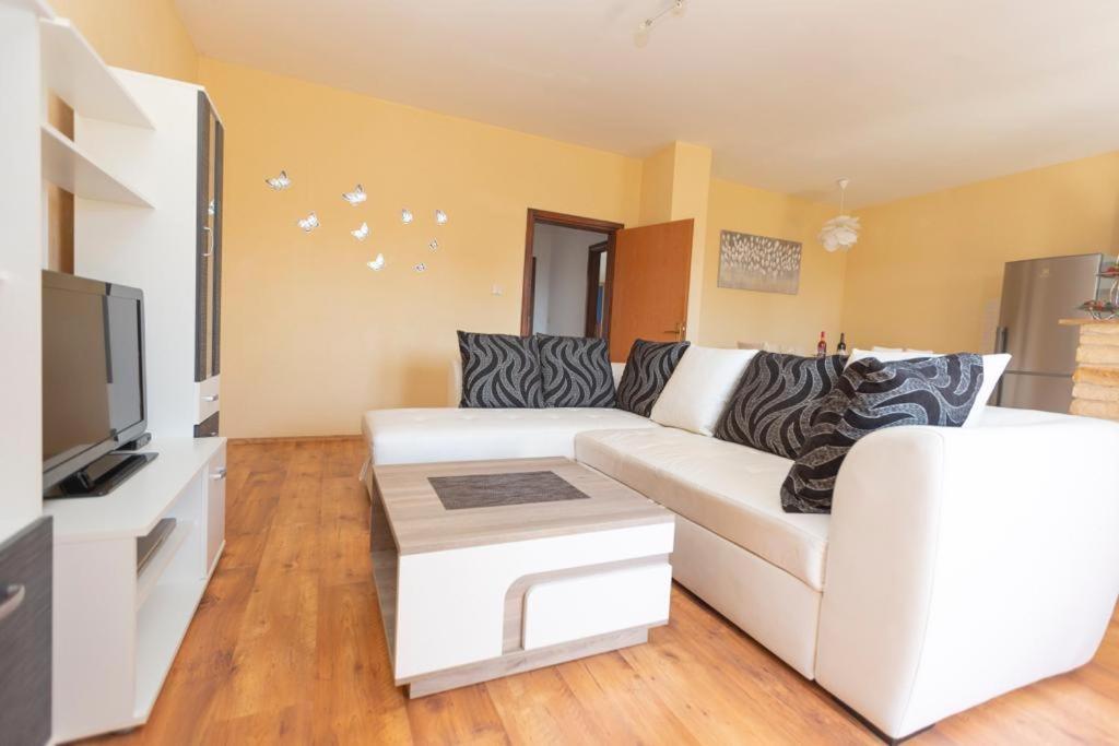 Apartman Gracia Kastela Exterior photo